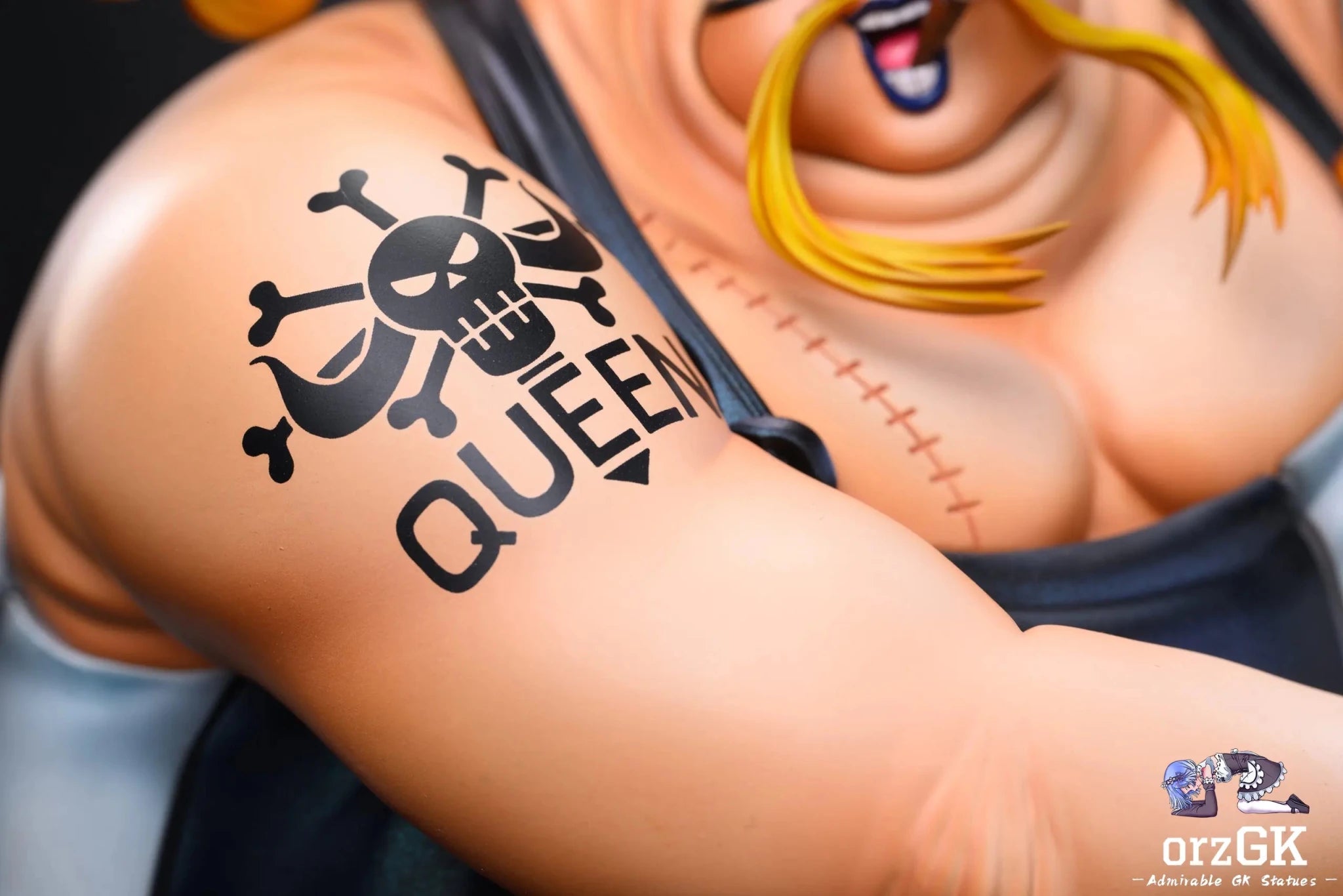LX Studio & SY Studio - One Piece Beasts Pirates Calamities Resonance Series 02 Queen resin statue Navy Toys anime figure
