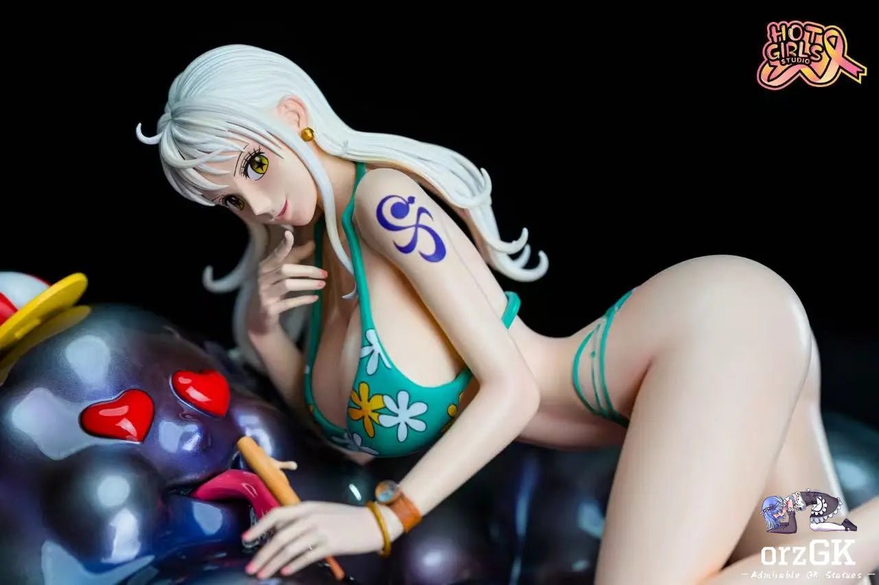 Hot Girls Studio - One Piece Pool Party 2 Little Thief Cat Nami resin statue Navy Toys anime figure