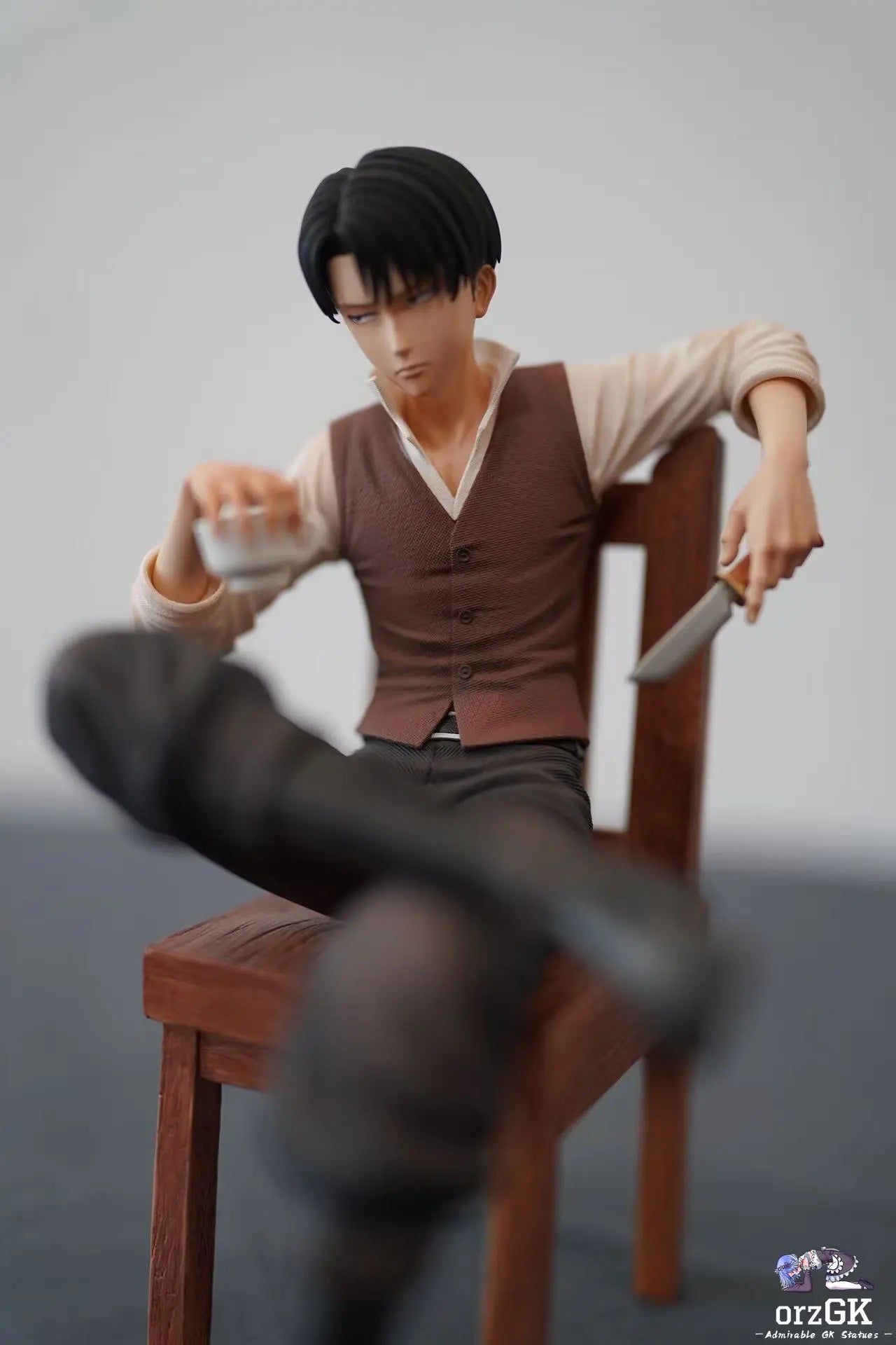 TITAN Studio - Attack on Titan Side Story Series 01 Levi resin statue Navy Toys anime figure
