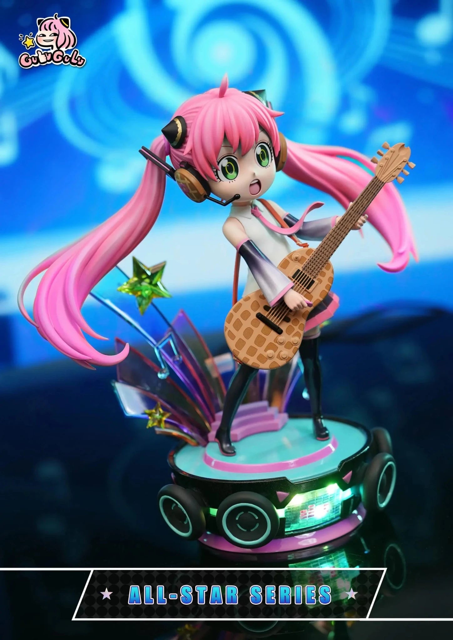 GULUGULU Studio - Spy x Family Anya Forger Cosplaying Hatsune Miku Guitar Girl resin statue Navy Toys anime figure