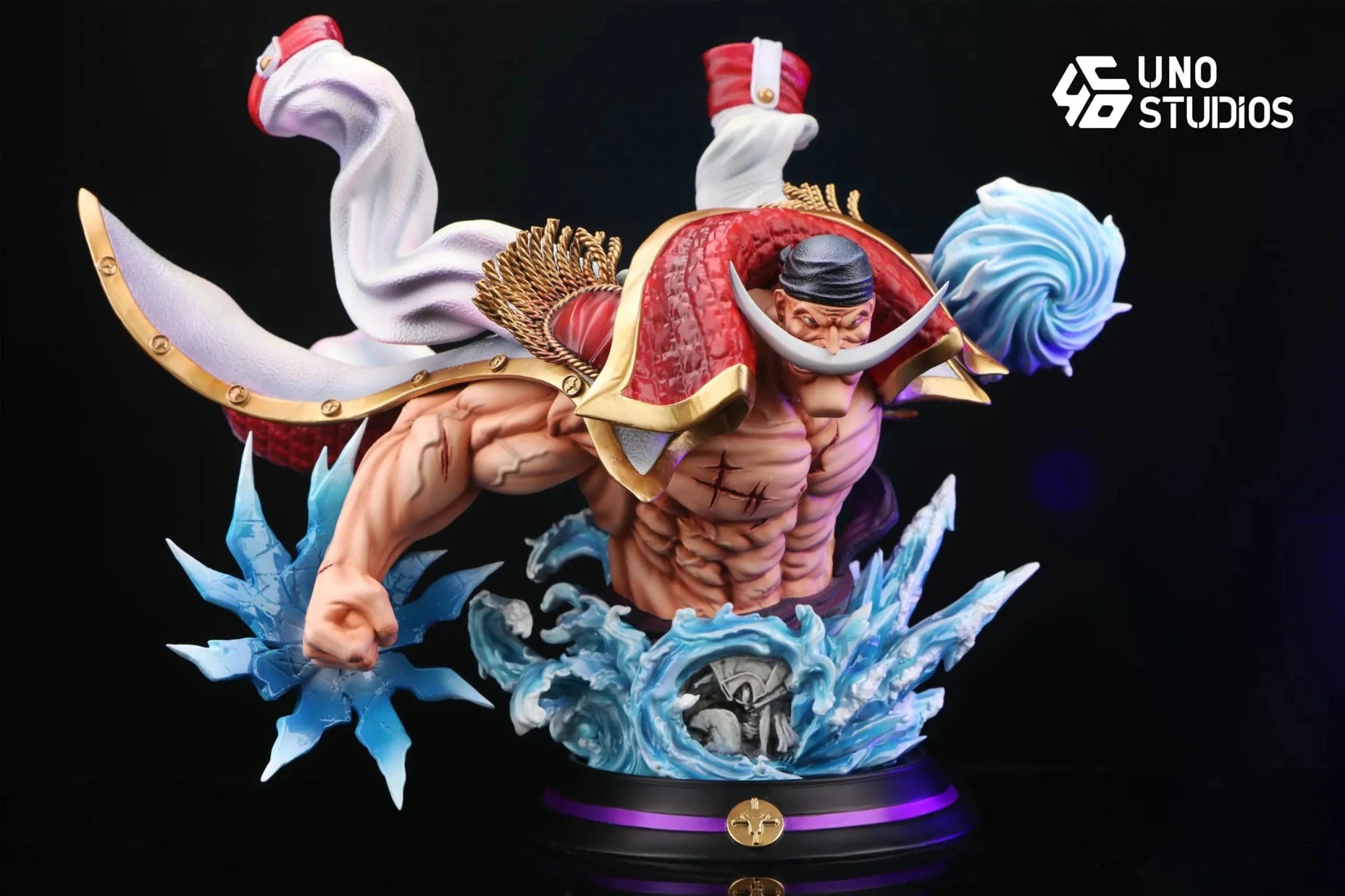 UNO Studio - One Piece Whitebeard Desk Figure Bust resin statue Navy Toys anime figure