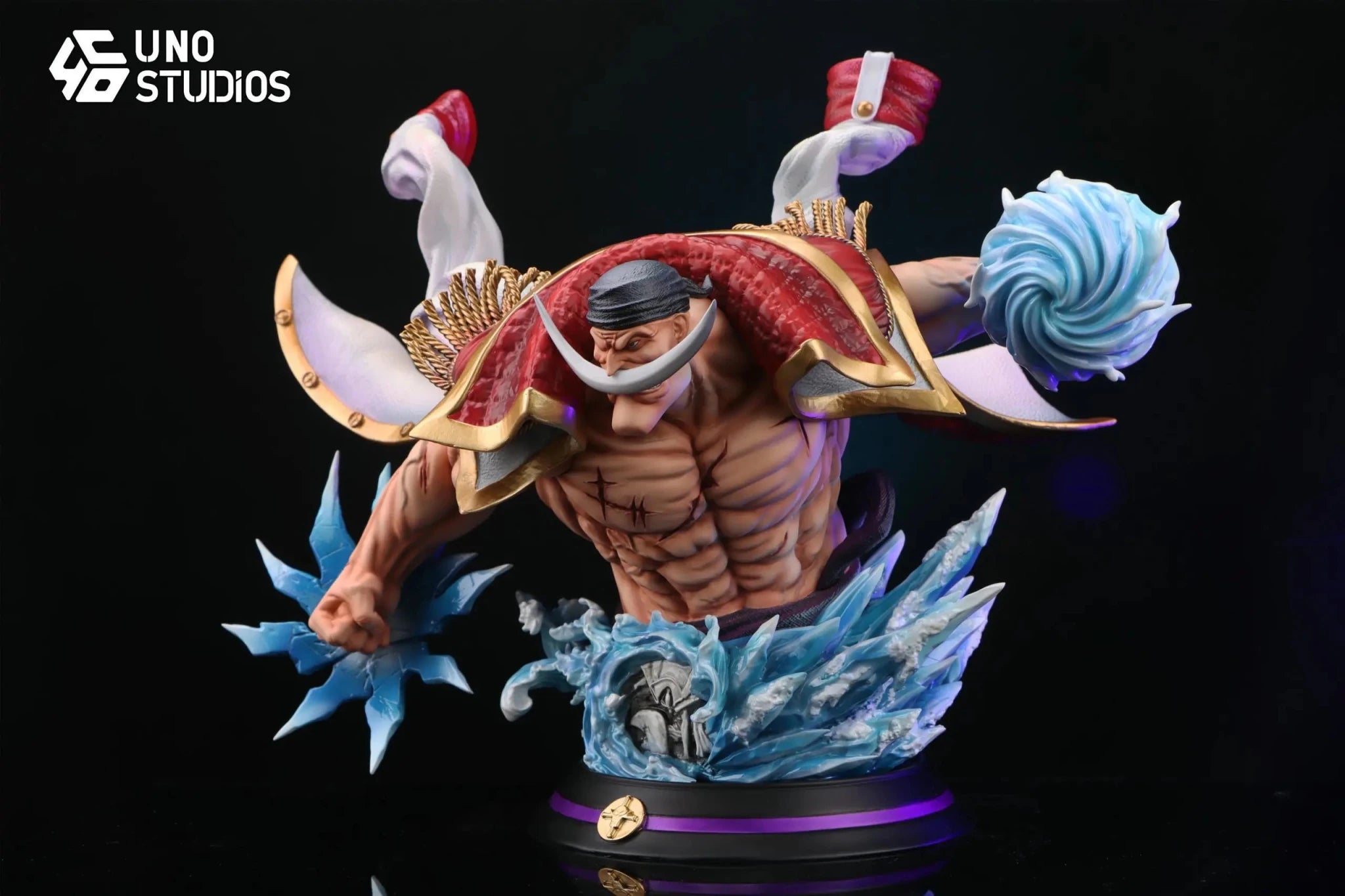 UNO Studio - One Piece Whitebeard Desk Figure Bust resin statue Navy Toys anime figure
