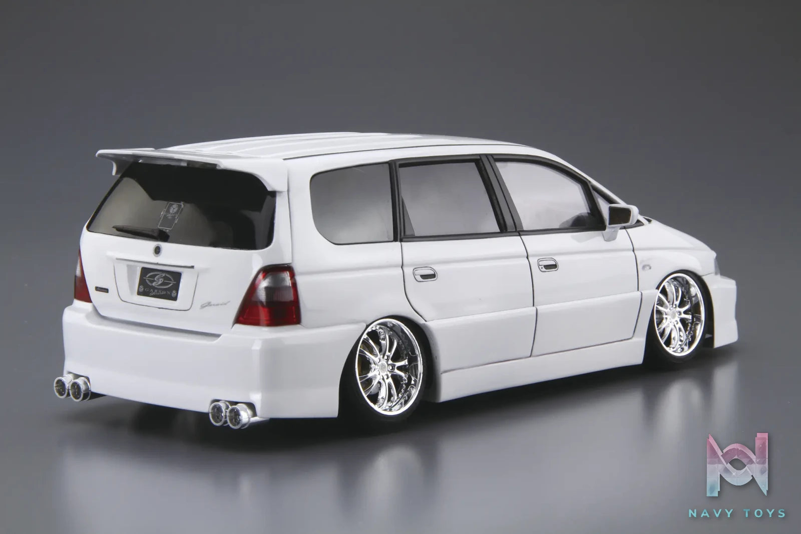 AOSHIMA – 1/24 Scale Car Model #4 (Licensed)