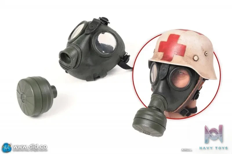 DID Studio – 1/6 Scale WWII German Medic Officer Candidate Gregor D80183 (Licensed)