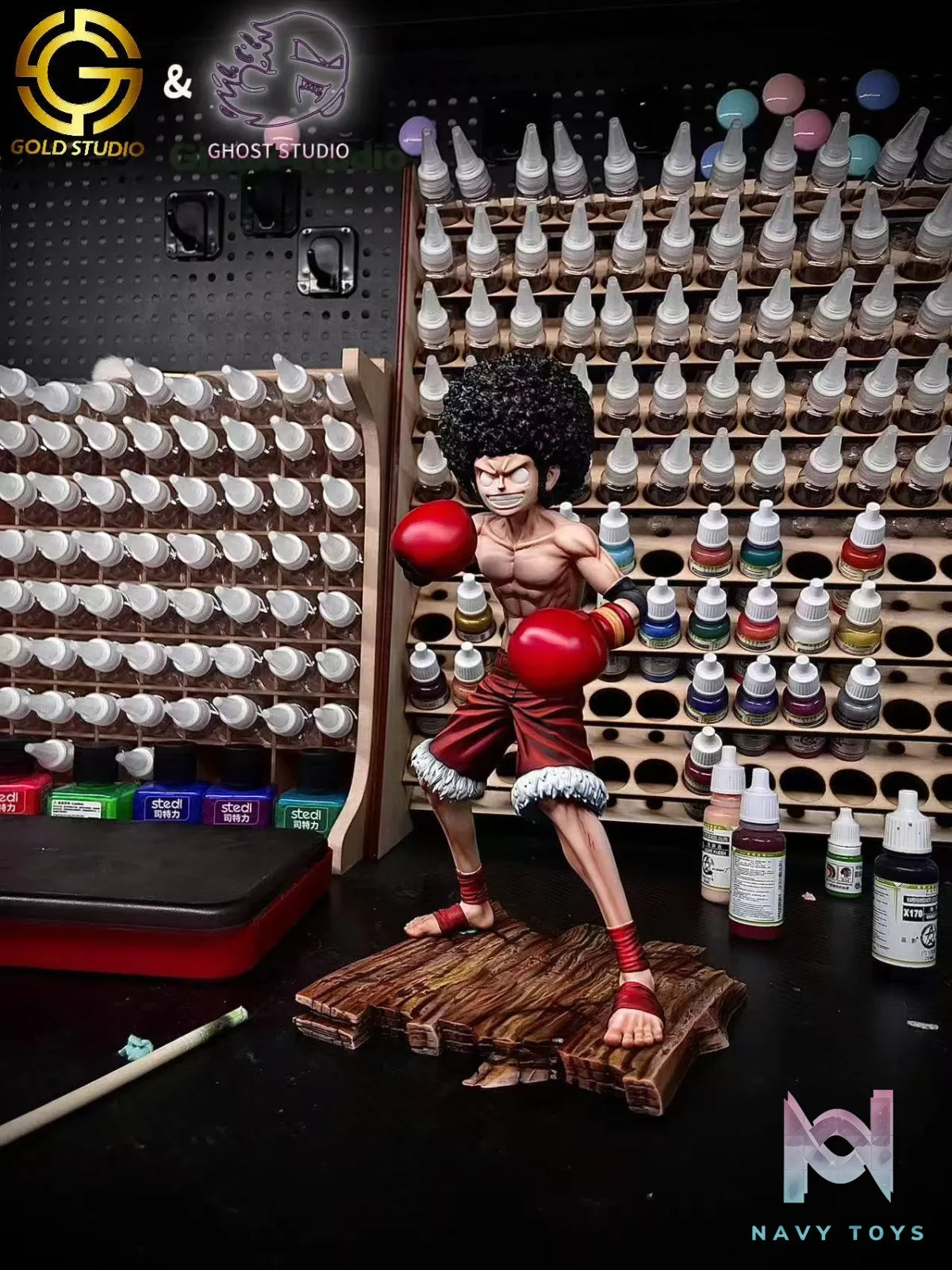 GOLD Studio – One Piece Afro Luffy