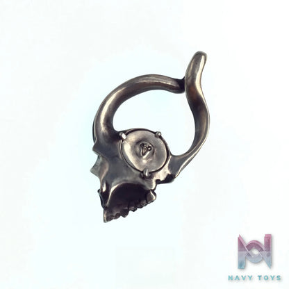 Raven Studio (silver jewelry) – Original Exclusive “Blood-Stained Eye” Prosthetic Eye Skull Pendant Original