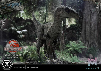 Prime 1 Studio – Legacy Museum Collection Jurassic Park III (Film) Velociraptor Female LMCJP-11 LMCJP-11S (Licensed)