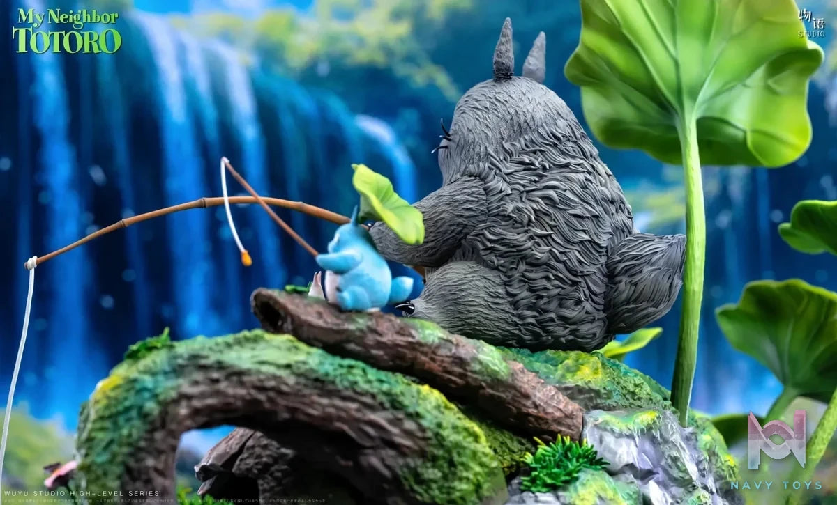 Wu Yu Studio - My Neighbor Totoro Memories Series 01 Totoro by the Lotus Pond resin statue Navy Toys anime figure