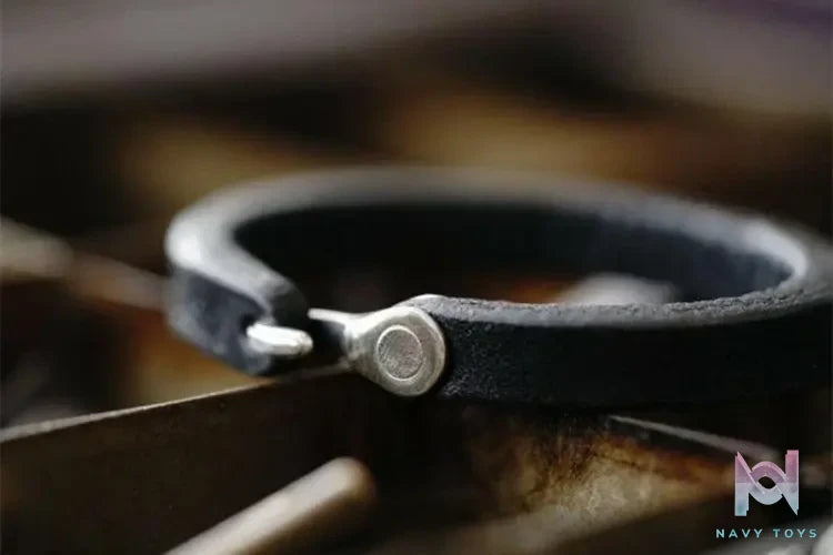 Raven Studio (silver jewelry) – Japanese Tochigi Oiled Genuine Leather Bracelet Original