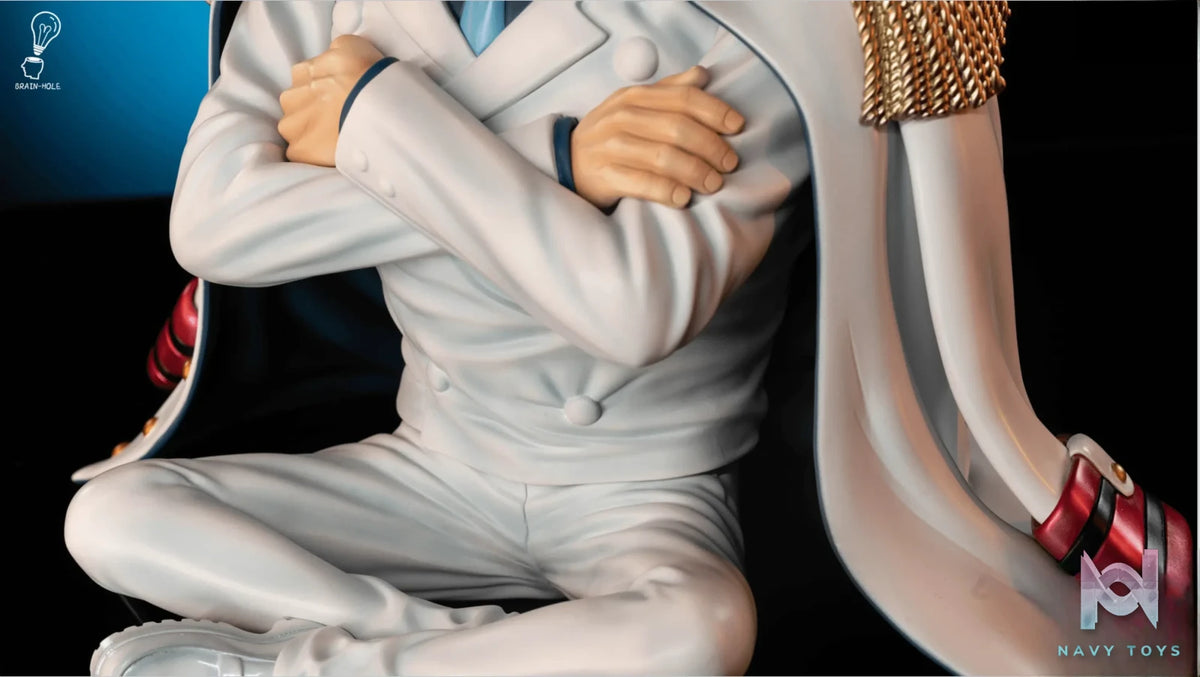 Brain-Hole Studio – One Piece Seated Monkey D Garp