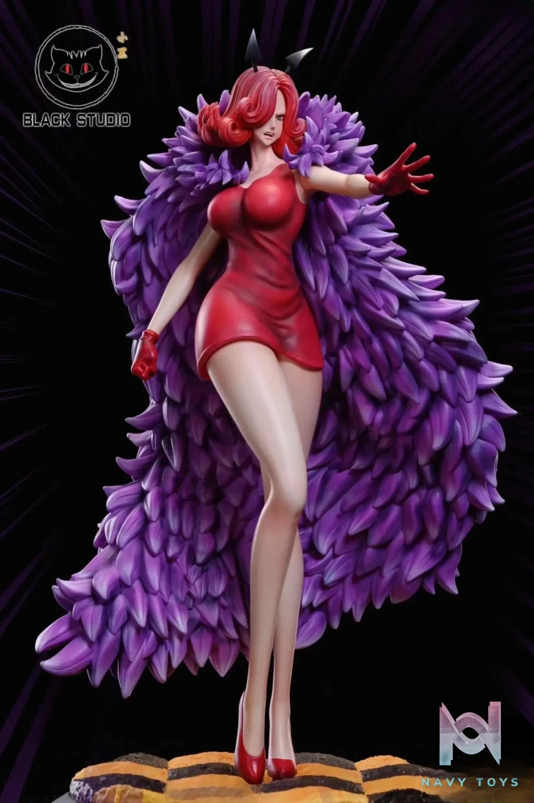 Black Studio – One Piece Big Mom Pirates Charlotte Galette