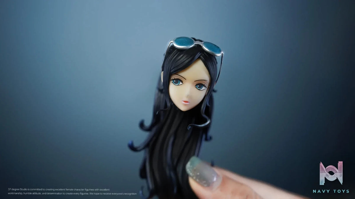 37°LOVE Studio – One Piece Mirror Robin