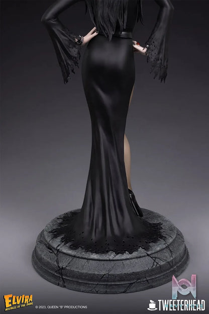Sideshow Collectibles – Elvira: Mistress of the Dark 9127342 9127343 (Licensed)