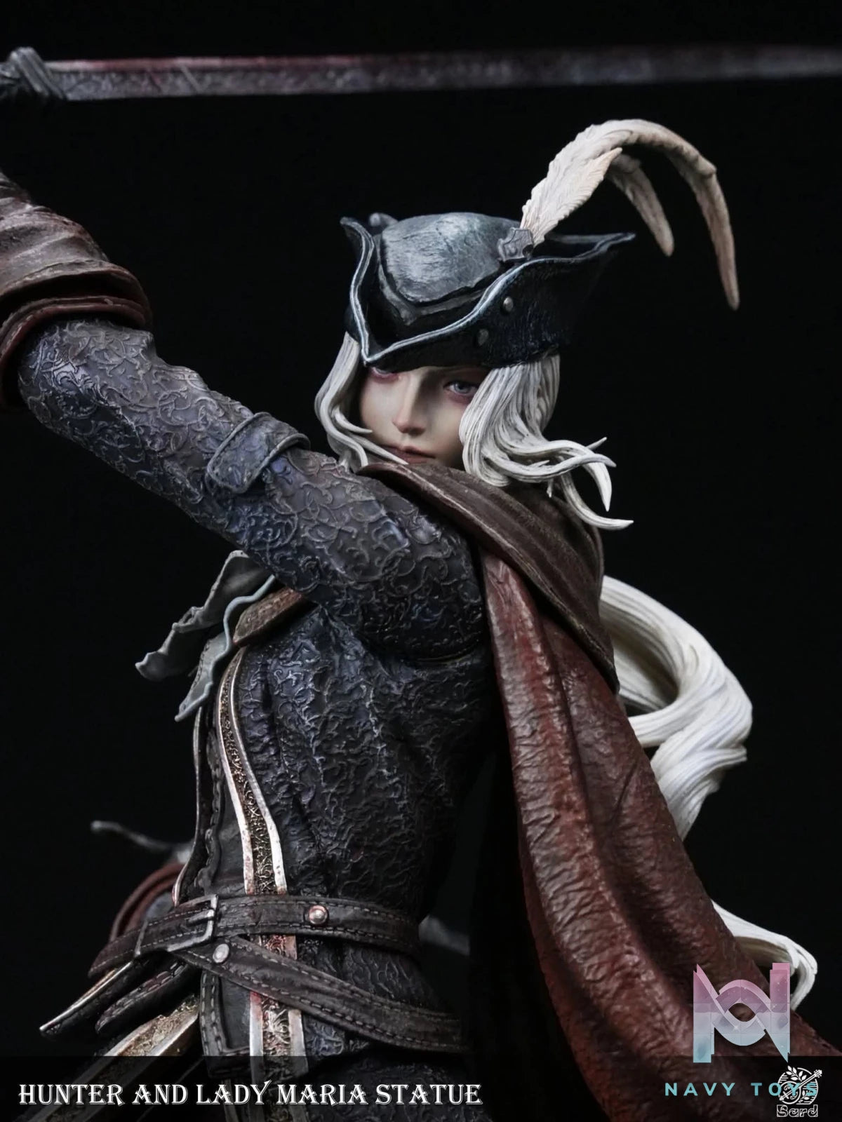 Lady Maria vs Hunter resin statue Bard studio anime figure