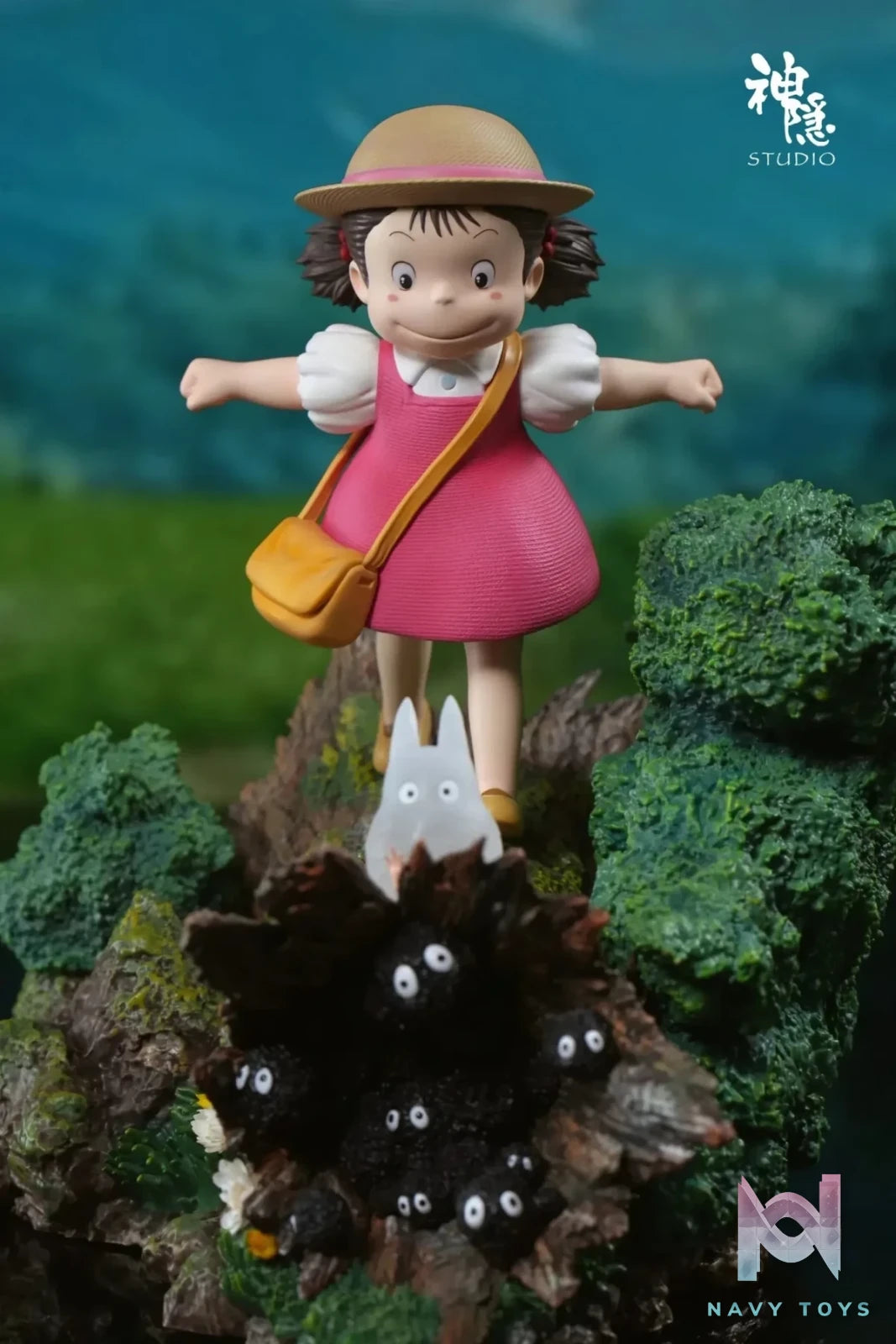 Shen Yin Studio - My Neighbor Totoro Meet Series Wooden Stake Mei resin statue Navy Toys anime figure