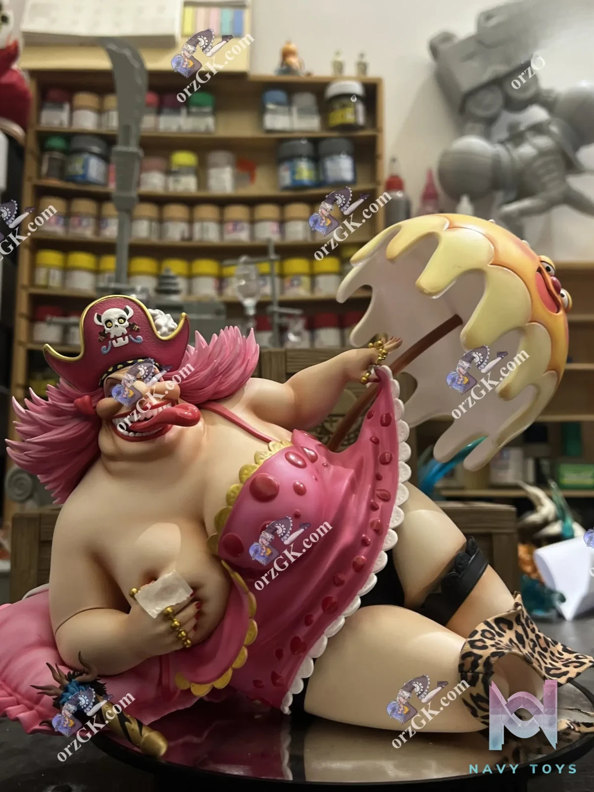 BT Studio – One Piece Big Mom Charlotte Linlin