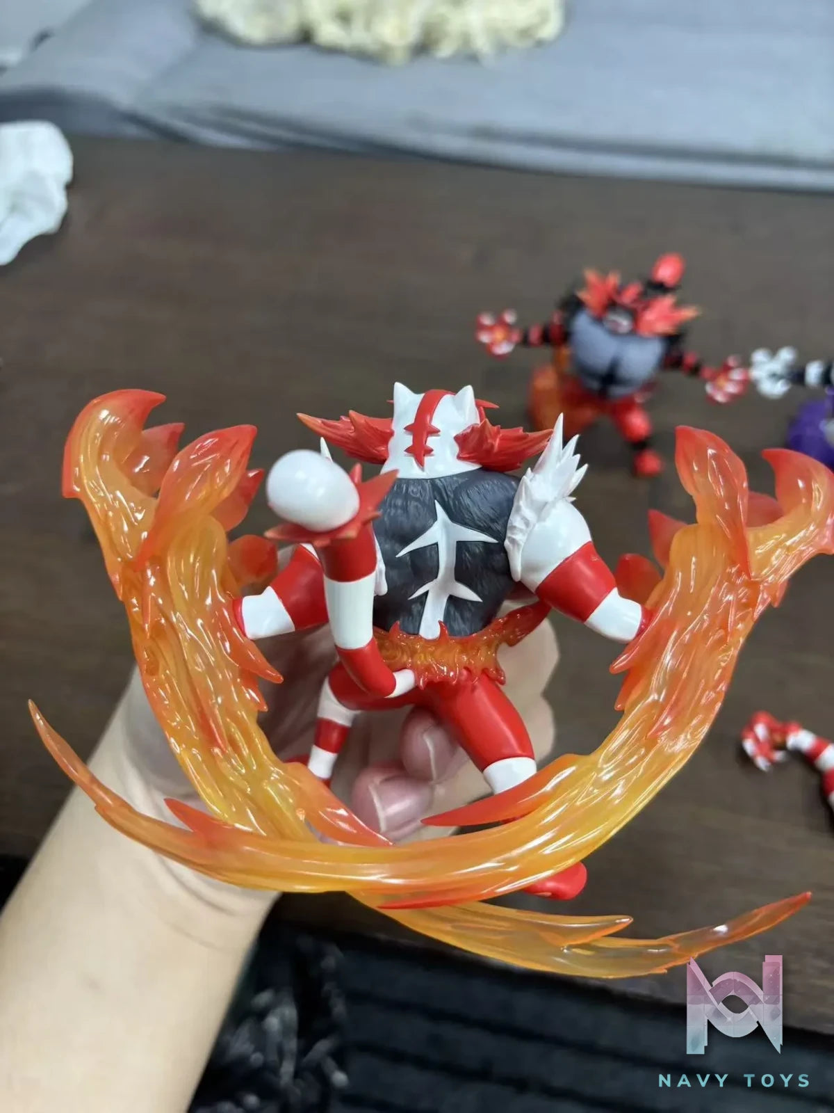 Mo Yu Studio – Incineroar Evolution Group Pokémon