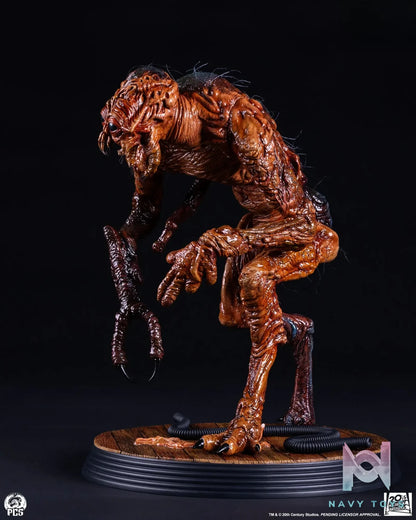 Premium Collectibles Studio – The Fly 1/4 Scale Statue (Licensed)