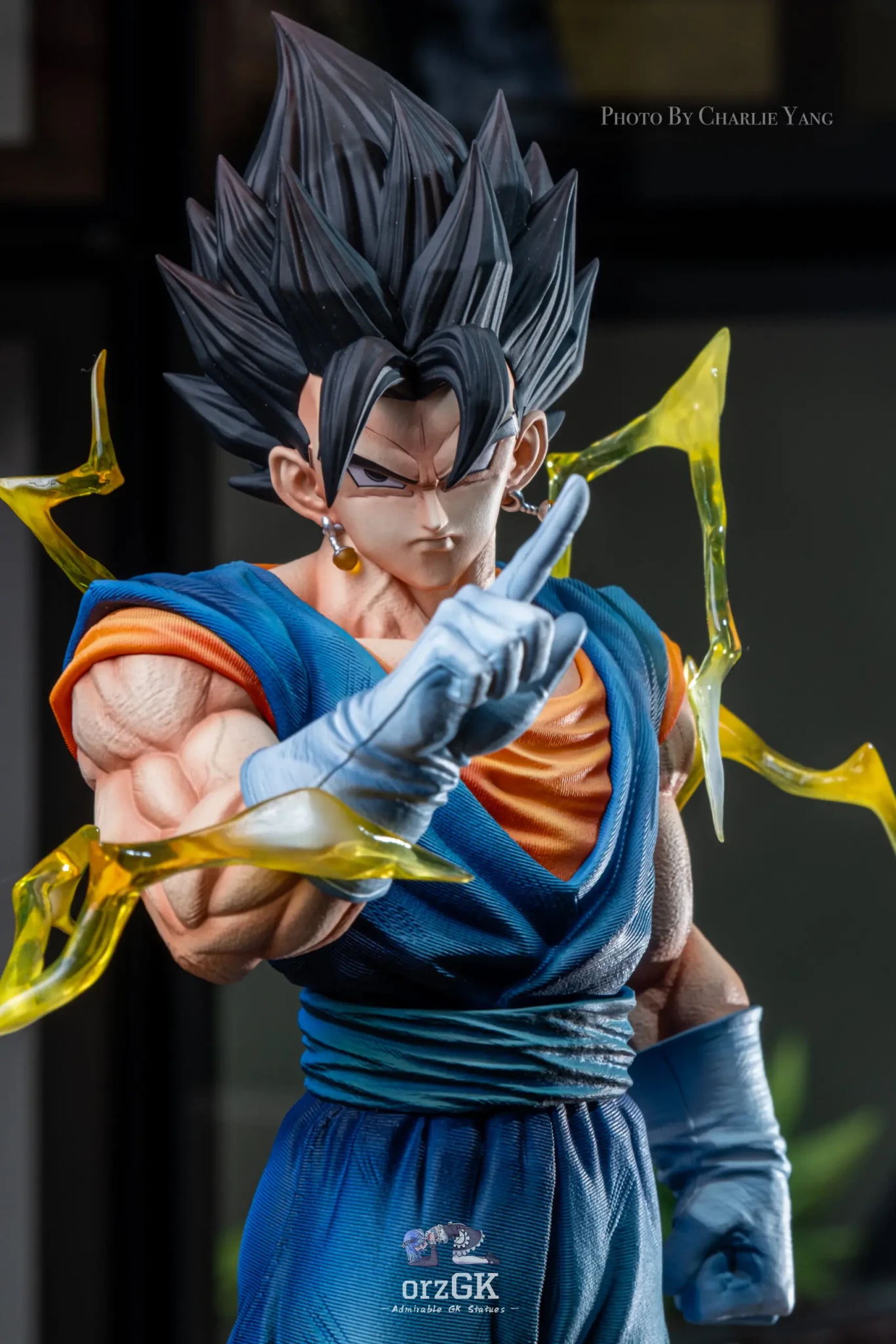 KAW Studio - Vegito Dragon Ball resin statue Navy Toys anime figure