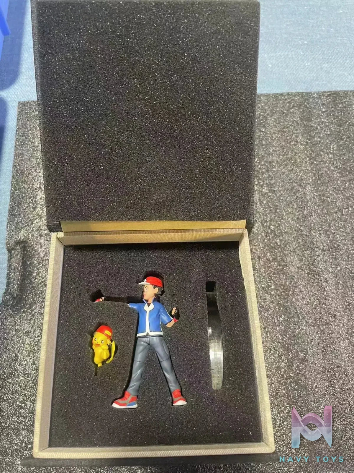 NEW ROUTE Studio – Pokémon Ash Ketchum & Pikachu