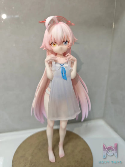 ZTR Studio – Takanashi Hoshino’s Clothes Change Blue Archive