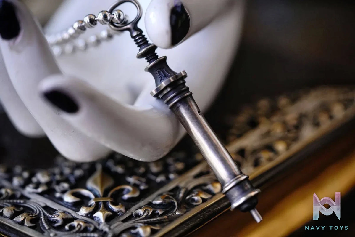 Raven Studio (silver jewelry) – Vintage Syringe Pendant Original