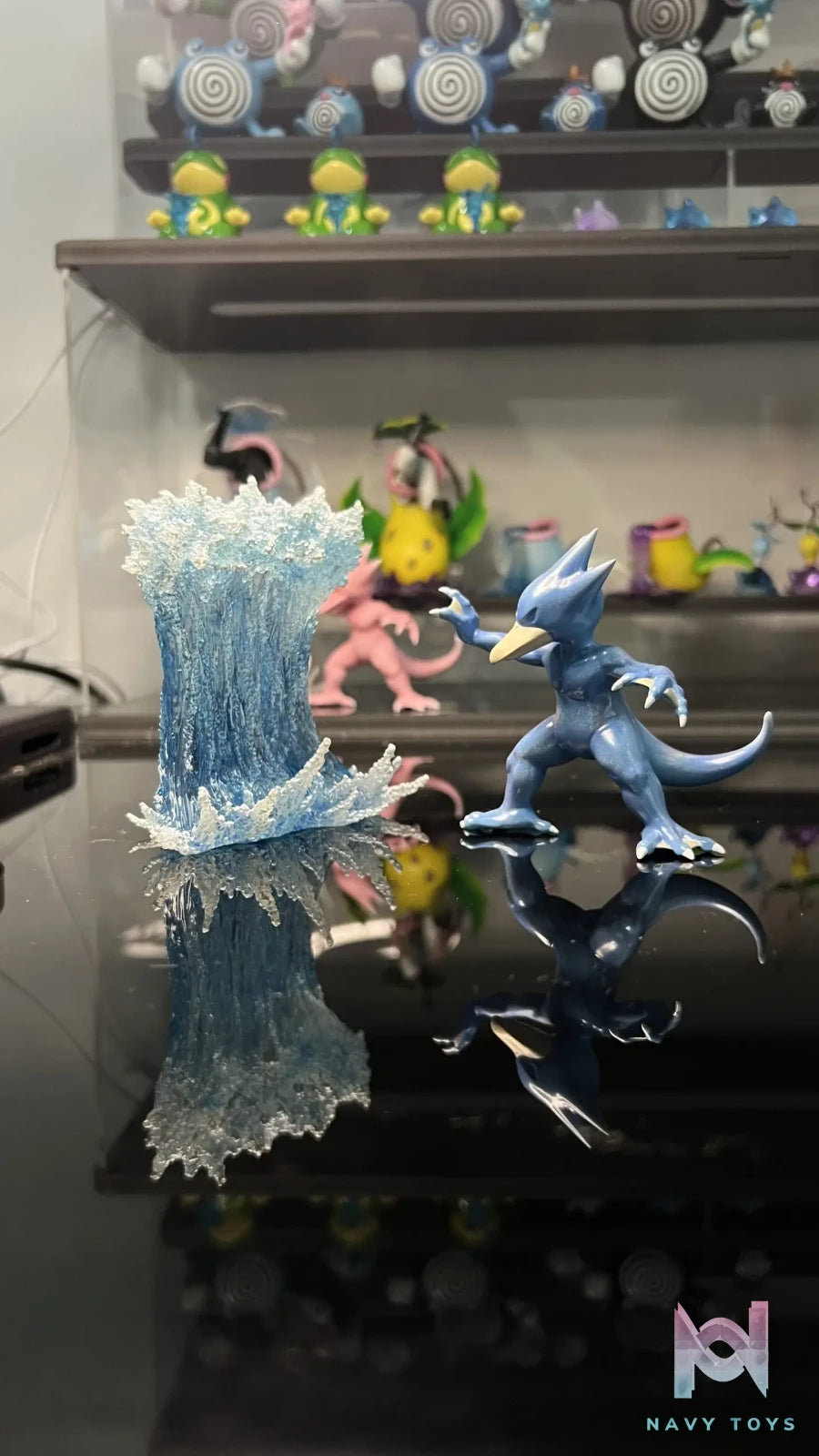 YI ZHI QIAN BI Studio – Pokémon Special Edition Blue Lineup Golduck