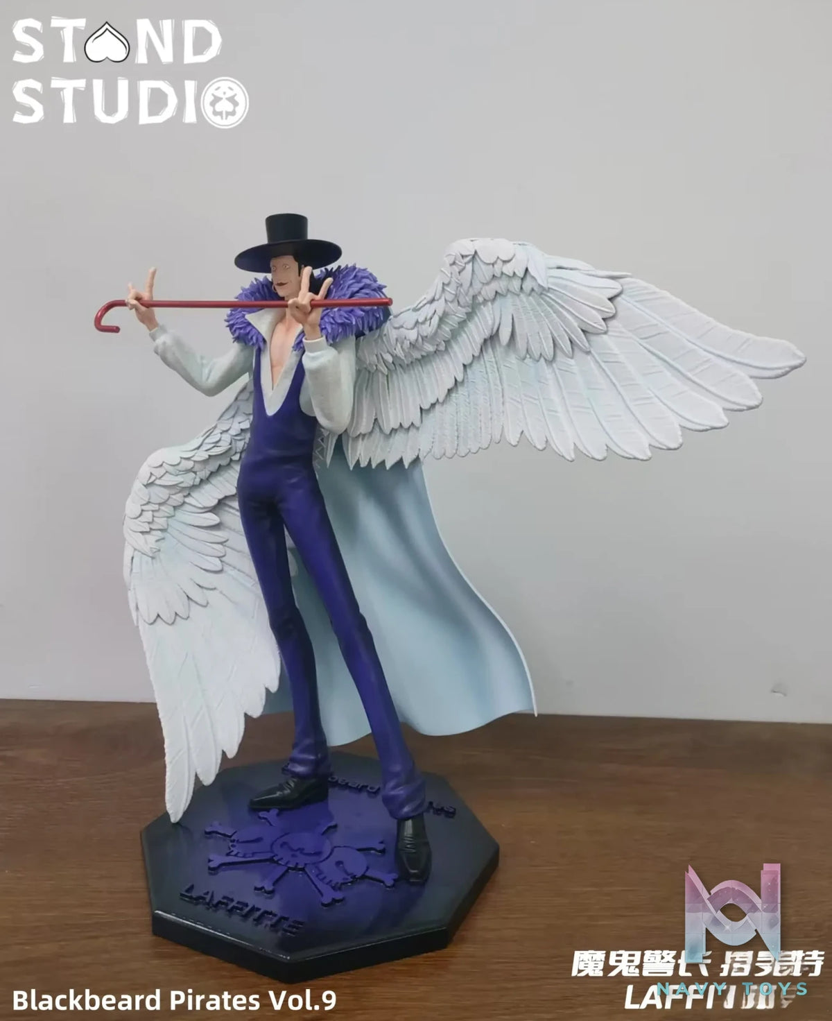 Stand Studio – One Piece Blackbeard Pirates #9 Laffitte