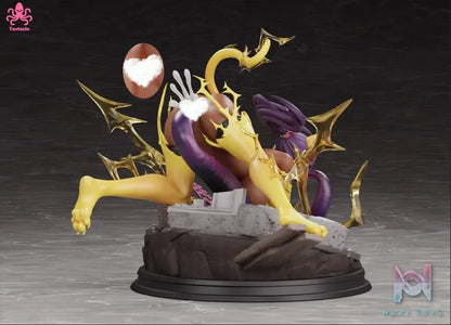 Tentacle Studio – Lightning Cat Yoruichi vs. Tentacles Bleach