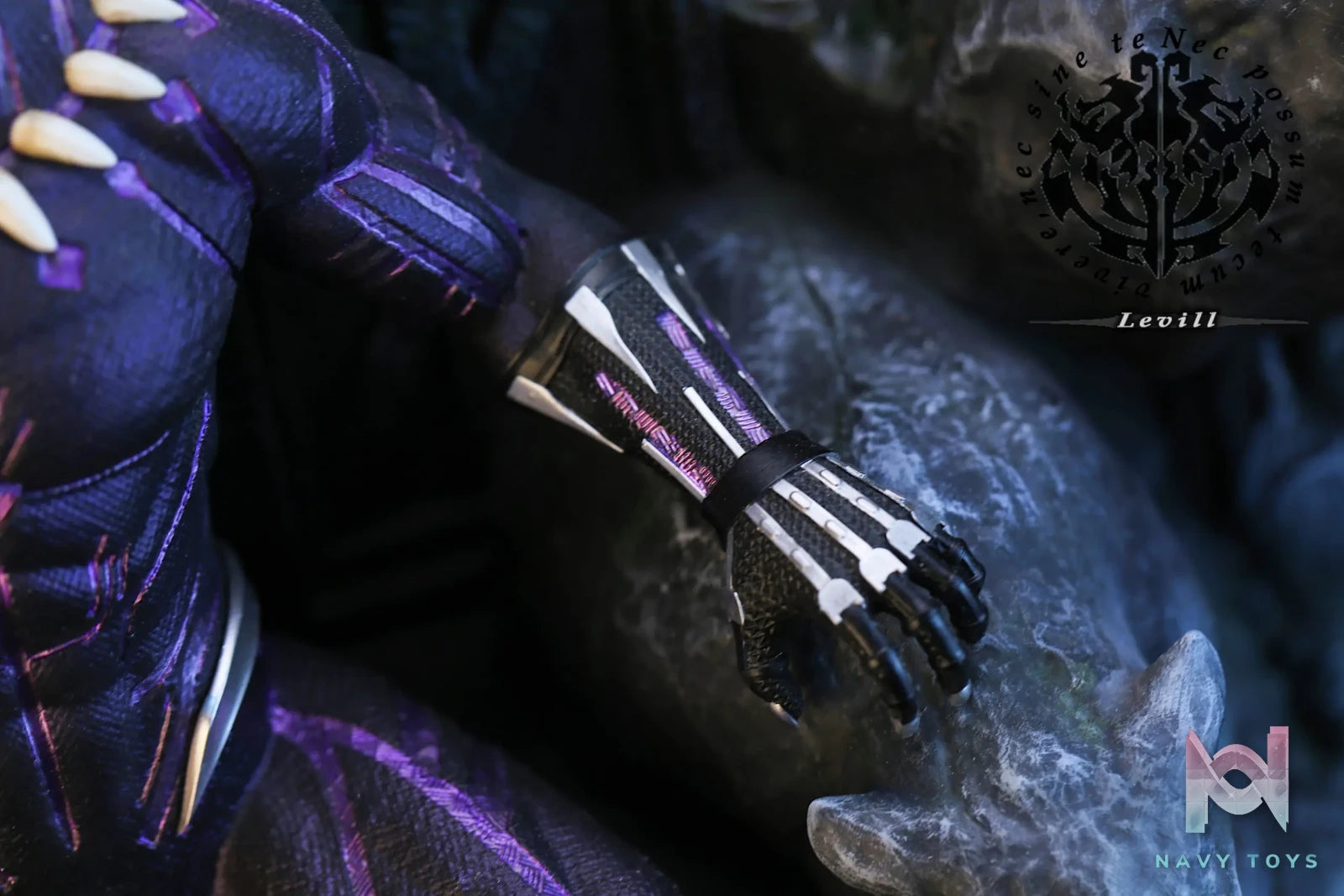 Levill studio – Black Panther on Throne