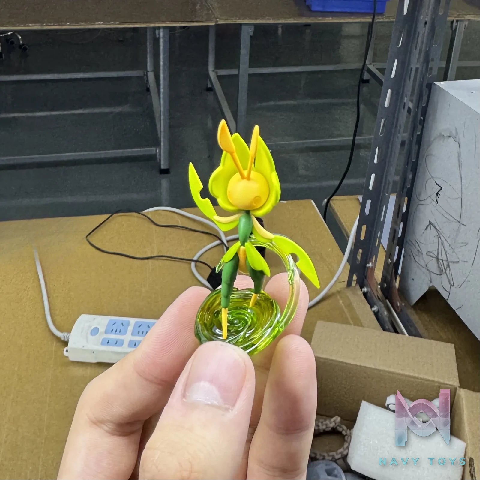Naloxone Studio – Leavanny Evolution Set Pokémon