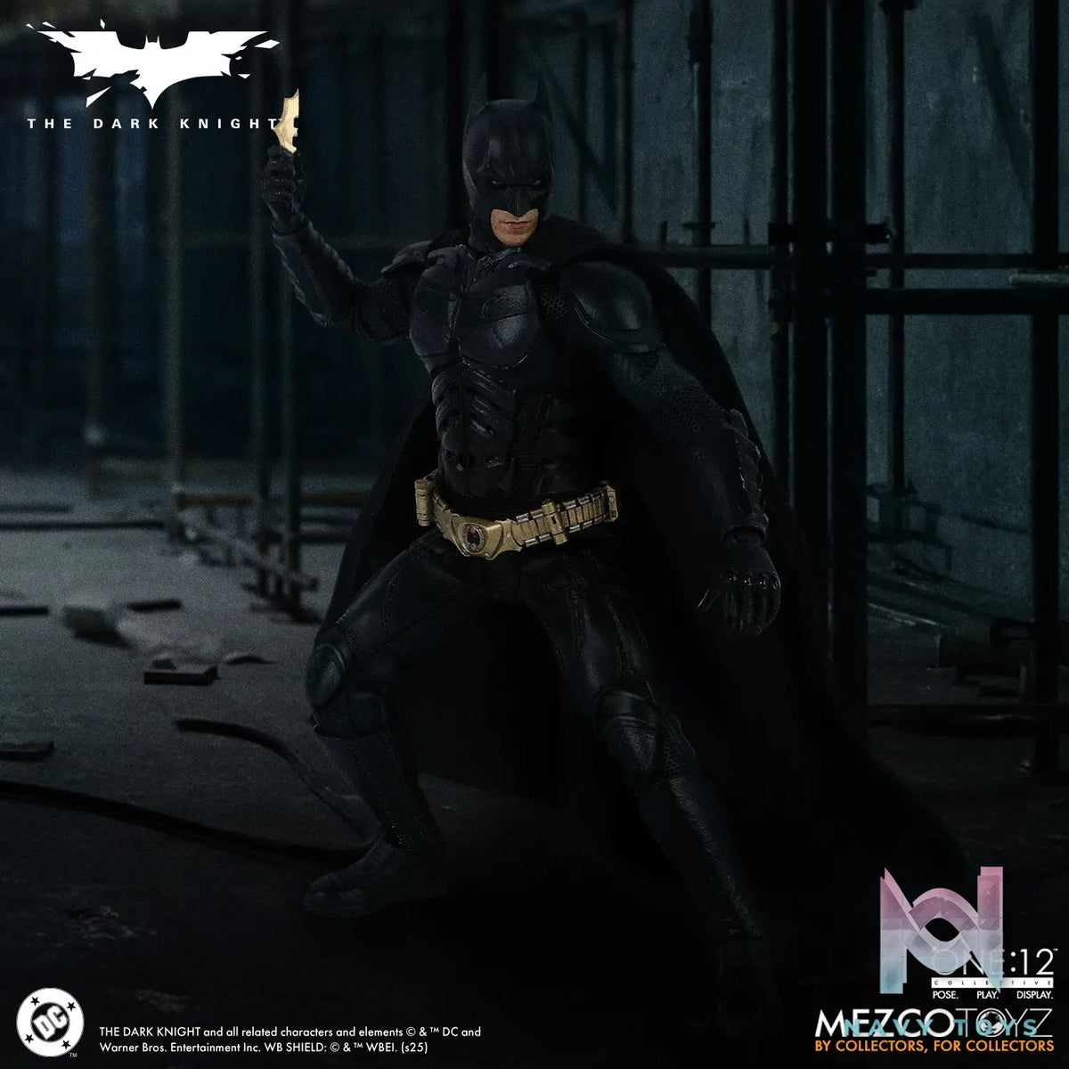Mezco Studio – 1/12 Batman The Dark Knight (2008 Movie Version) Batman (Licensed)