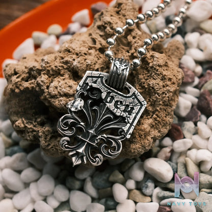 Raven Studio (silver jewelry) – Original Exclusive Medieval Gothic “Glory” Cross Pendant Original