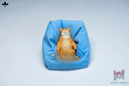 JXK – Lazy Cat on the Sofa JXK336 (Licensed)