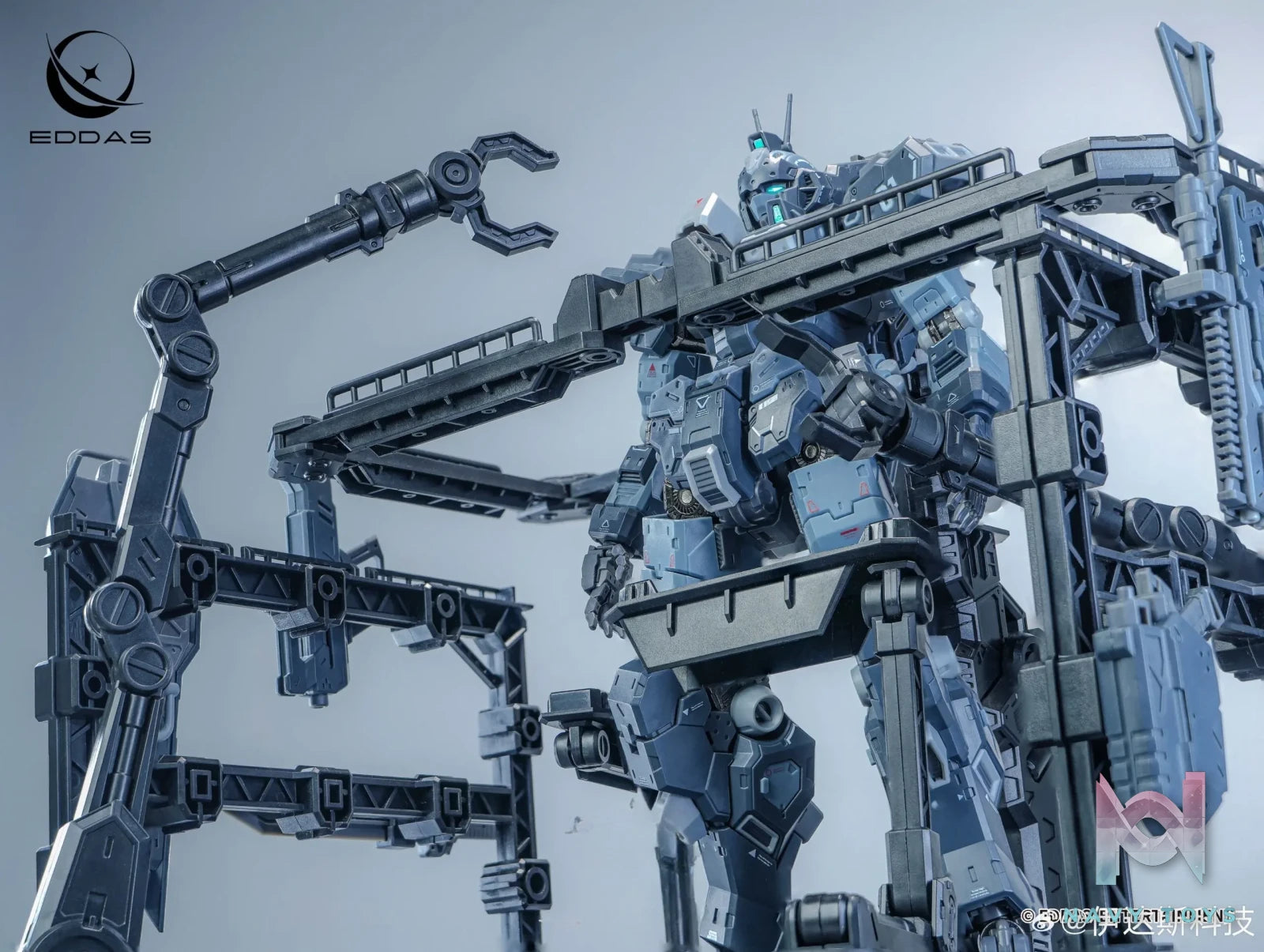 EDDAS – Norman (Commander Type) Model Kit (Licensed)