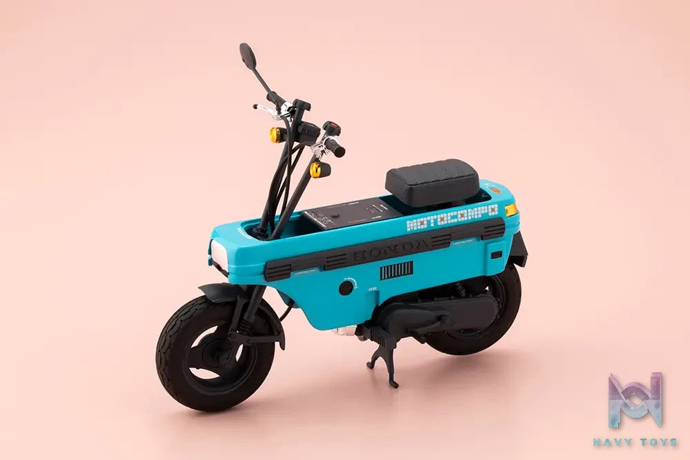 Kotobukiya – Megami Device BUSTER DOLL KNIGHT Alice with Honda AB12 MOTOCOMPO Plastic Model (Licensed)