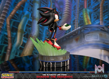First 4 Figures – Sonic The Hedgehog – The Ultimate Life Form: Shadow the Hedgehog X Super Shadow (Licensed)