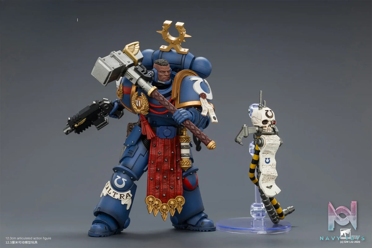 JOYTOY – Ultramarines Ferren Areios with Thunder Hammer and Bolt Pistol JT04889 (Licensed)