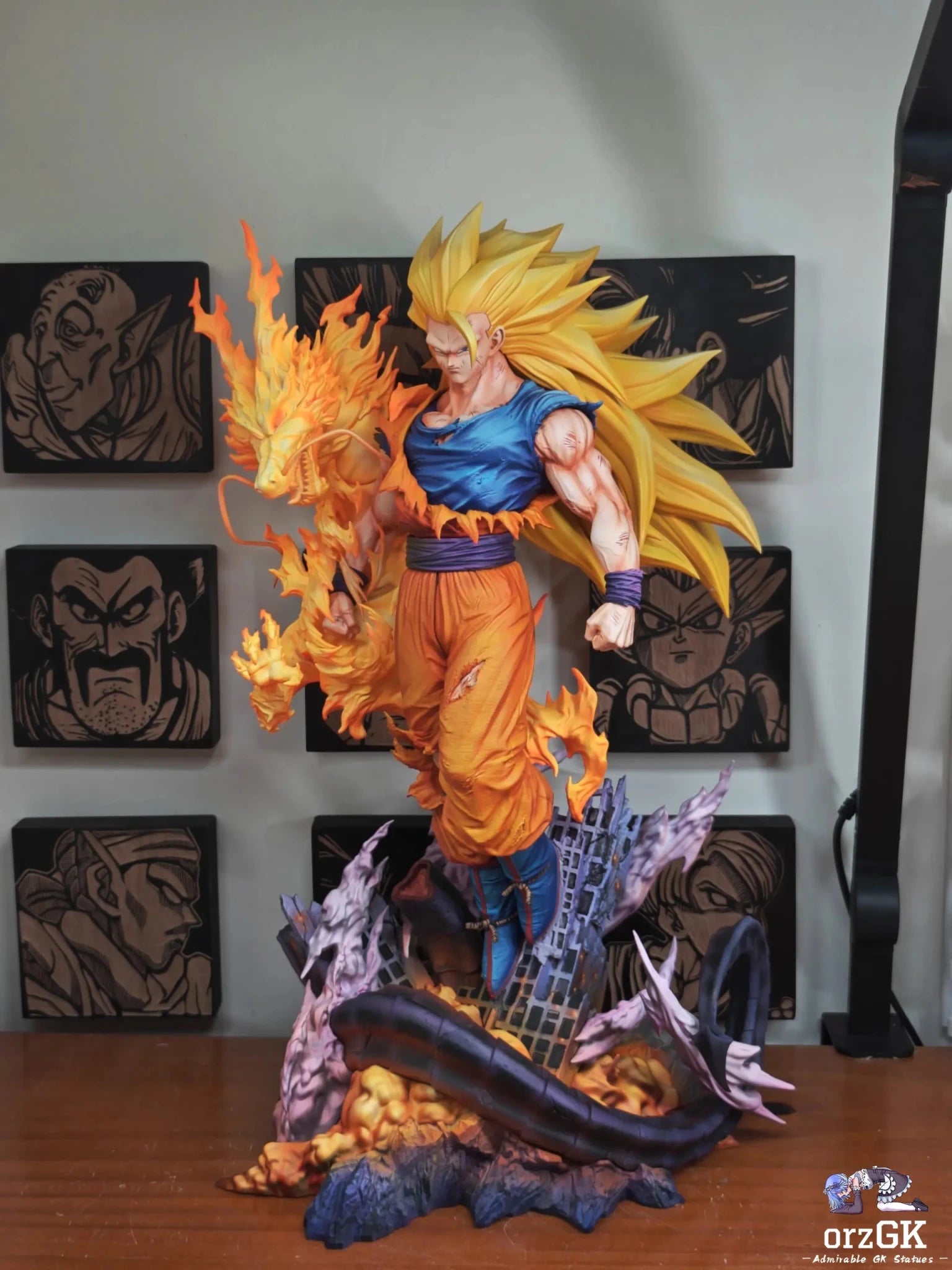 FXW Studio - Super Saiyan 3 Goku Dragon Ball resin statue Navy Toys anime figure