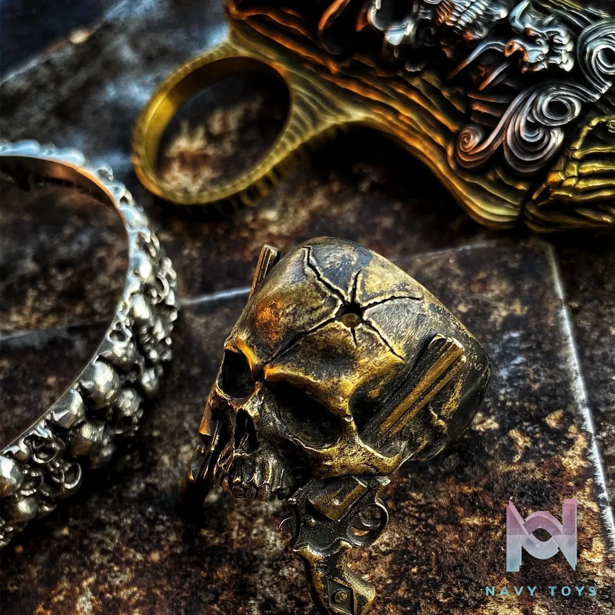 Raven Studio (silver jewelry) – Original Exclusive “Duel” Double Gun Skull Ring Original