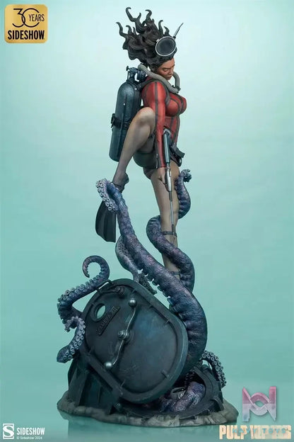 Sideshow Collectibles – Original Pulp Vixens#2 DEEP DOWN 300841 (Licensed)