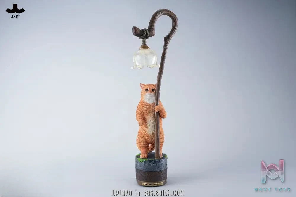 JXK – Lily of the Valley Reflecting a Cat JXK342 (Licensed)