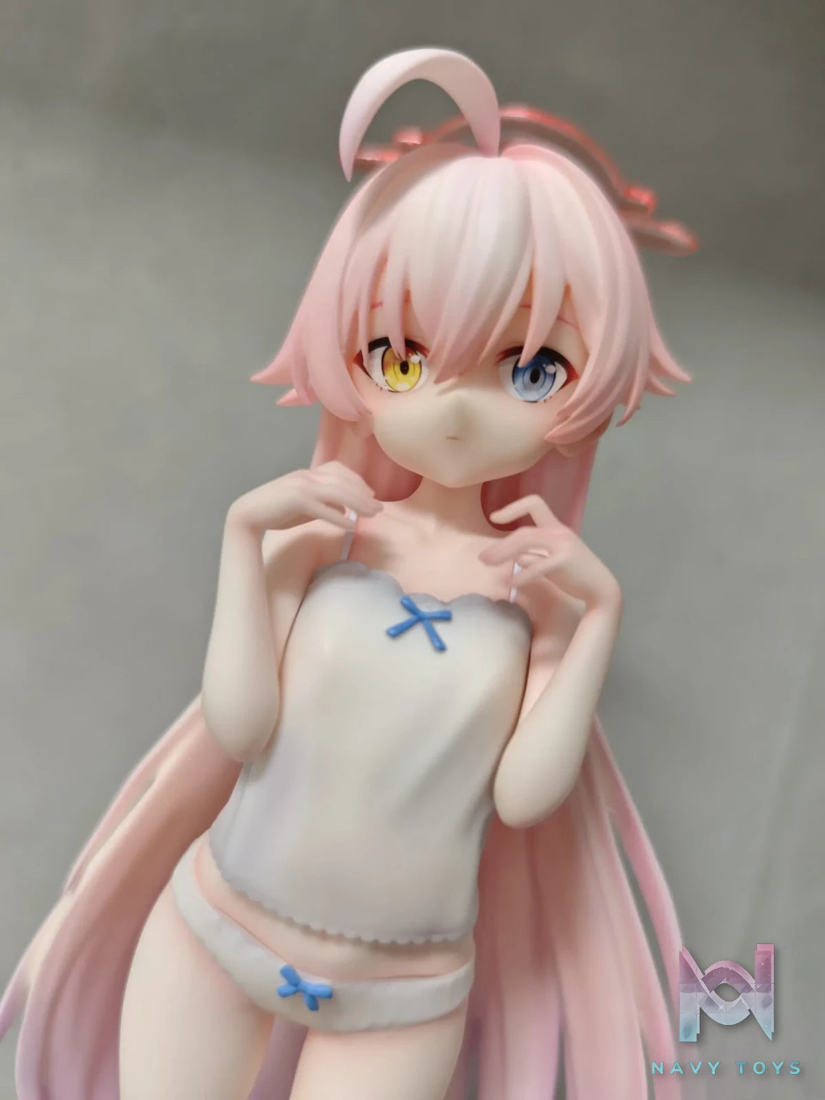 ZTR Studio – Takanashi Hoshino’s Clothes Change Blue Archive