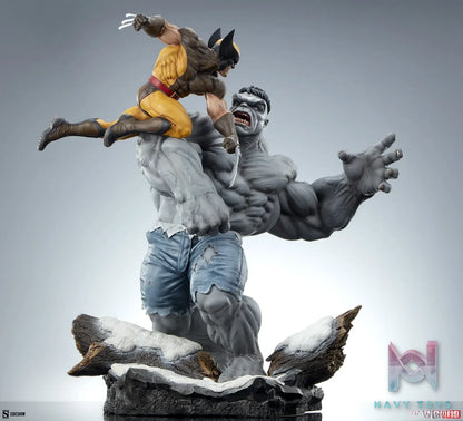 Sideshow Collectibles – Marvel collectible Grey Hulk vs Wolverine 2002162 (Licensed)