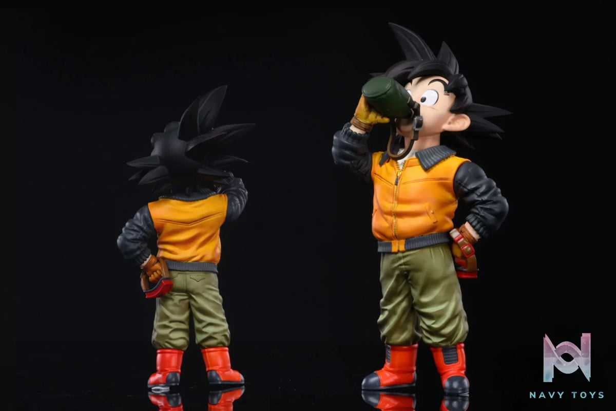 League Studio – Dragon Ball Cover Series Drinking Water Son Goku