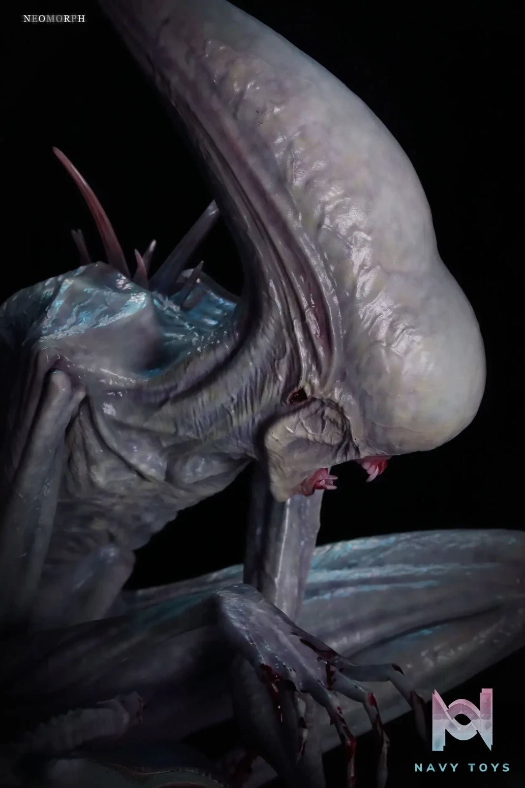 Deep tale Studio – White Alien
