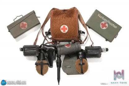 DID Studio – 1/6 Scale WWII German Medic Officer Candidate Gregor D80183 (Licensed)