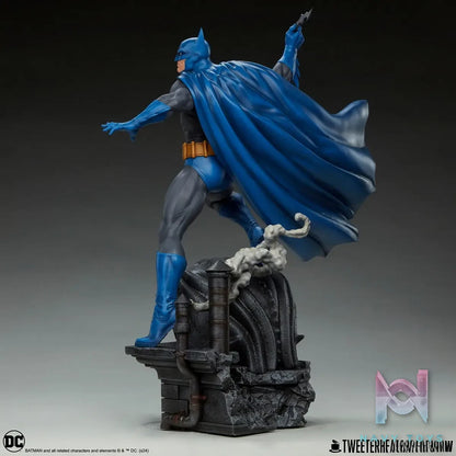 Sideshow Collectibles & Tweeterhead – DC Batman (Licensed)