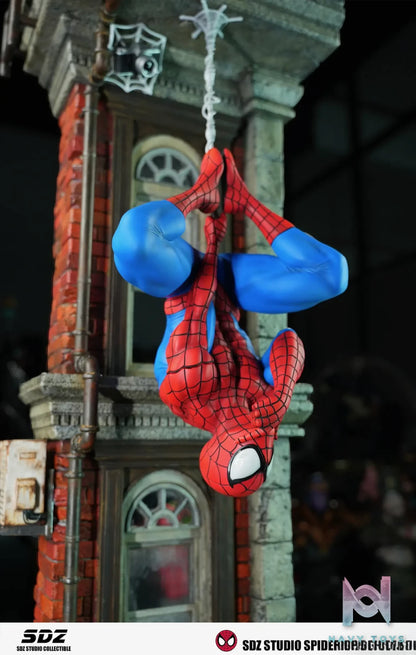 SDZ Studio – Marvel Upside down Spider Man