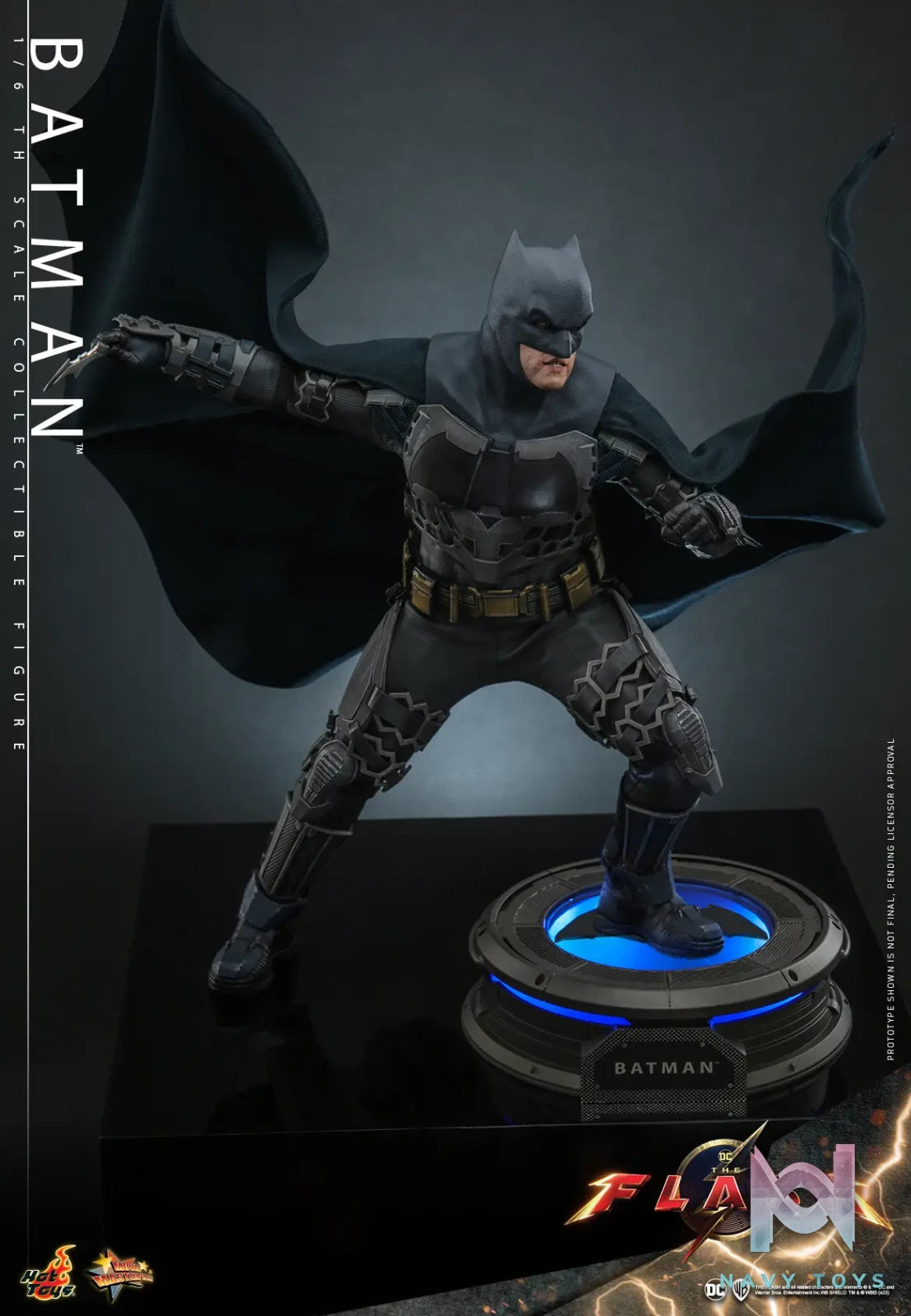 Hottoys – The Flash – Batman and Batcycle – 1/6th Scale MMS703 MMS704 MMS705 (Licensed)